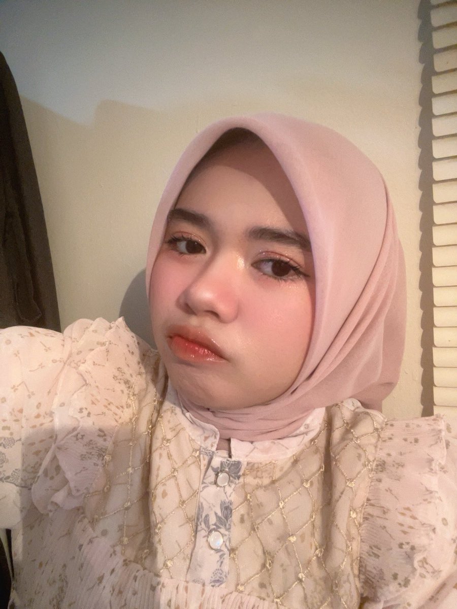 adindagp's tweet photo. Lagi suka pink ˚˖𓍢ִ໋🌷͙֒✧ https://t.co/lyYVmd9Ynr