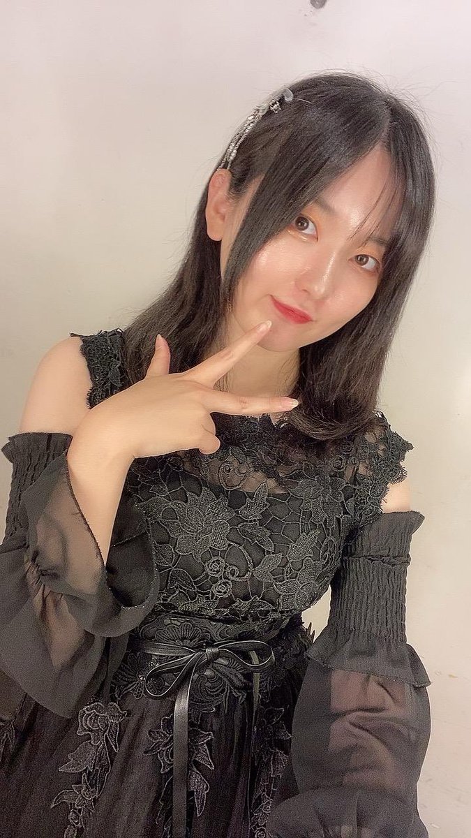 ✌🏻 cheerz.cz/p/1910316 #佐藤和泉 #CHEERZ