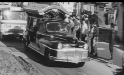 昔の霊柩車‼️子供の頃、見たら親指隠したよね🫣