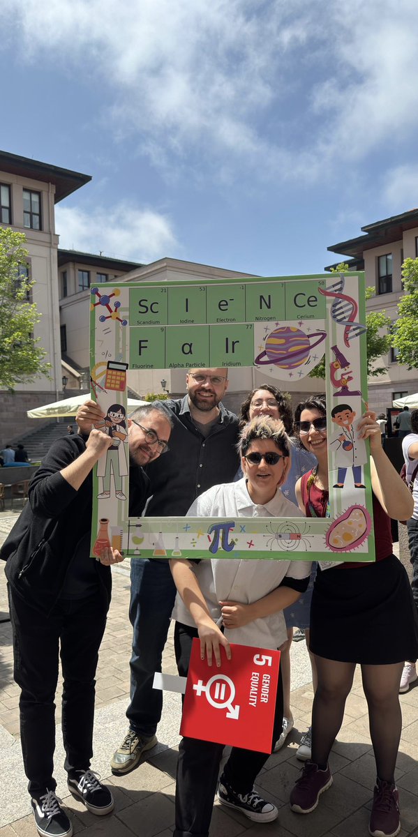 KolemenLab's tweet photo. From yesterday’s science fair at @kocuniversity 🧑🏻‍🔬👩🏻‍🔬🧪 huge thanks and congratulations to @KocSciences for this event https://t.co/DhYkT0HBmx