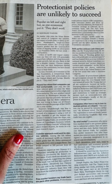 Protectionist policies are unlikely to succeed writes @BernhardWarner in NY. So what works? Policies that are rather carrot than stick. Instead of restricting #trade better to go for measures offering businesses low-interest loans, grants to stimulate investment in R&D👇