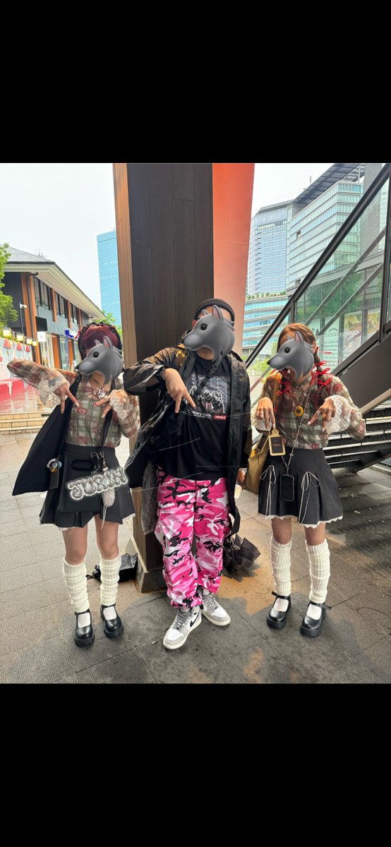 KORI_alphaz's tweet photo. 19日会ってくださったアルファズ
本当にありがとうございました♡
皆さん優しくてかっこよくて最高でした.′
また会いましょう🐺
#XG #XGALX #ALPHAZ @XGOfficial_
#XG_1stWORLDTOUR https://t.co/NHRUAP6fce
