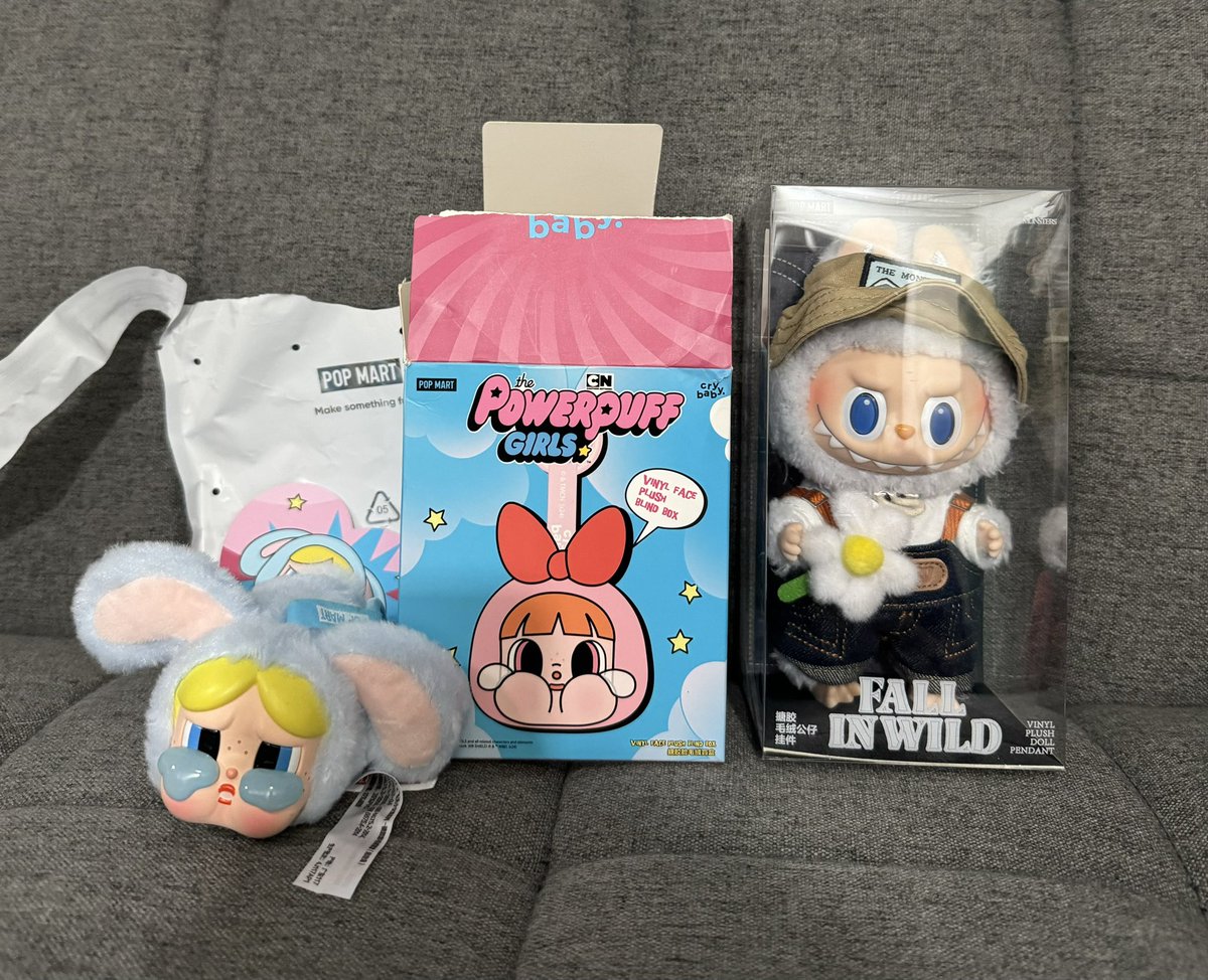 thatpichav's tweet photo. พร้อมส่งวันนี้เลยนะคะ🌟
- บู้ชาวสวนเล็ก (ว่าง1) 2,800฿
- Bunny Bubbles 🩵🐰 เช็คการ์ดแกะซองแล้วแต่ไม่เคยห้อย อุปกรณ์ครบ 1,300฿ 
📍นัดรับแฟชั่น , เซนลาด , เมเจอร์รัชโยธิน ได้ค่ะ💖

#ตลาดนัดpopmart #ตลาดนัดarttoy #ตลาดนัดลาบูบู้ #arttoy #popmartth #ตลาดนัดกล่องสุ่ม https://t.co/7UFHDsqrYF