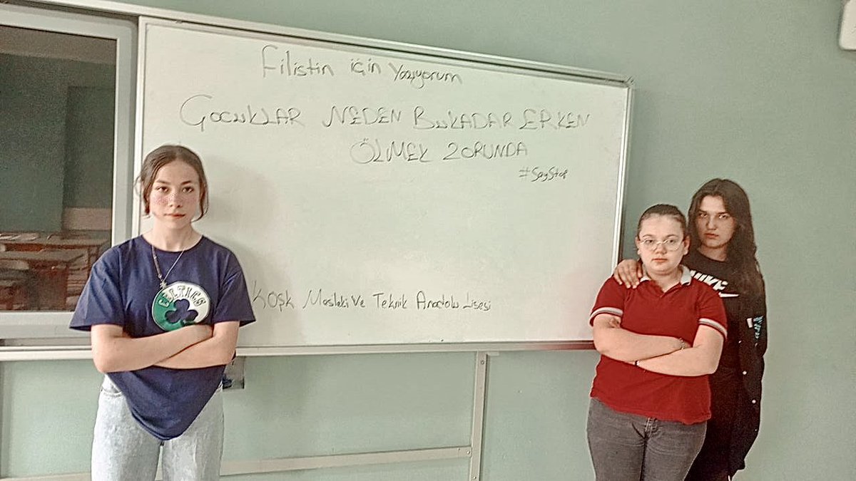 yenisecmenaydin's tweet photo. Ders: İnsanlık
Konu: Filistin’i Anlamak
Filistin elbet bir gün özgürlüğüne kavuşacaktır. 🇵🇸🇹🇷
#SayStop
#WriteToBoardForPalestine https://t.co/DilgWoF1WR