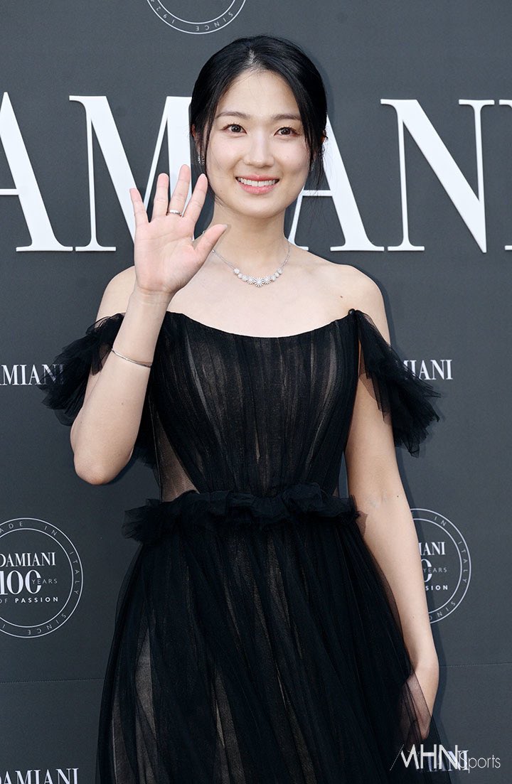 #LimSooJung #LeeSungKyung dan #KimHyeYoon menghadiri Event Damiani Jewelry 📸 Woaaah menyala semuanya 🔥🔥🔥