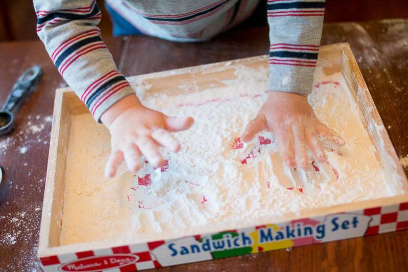We liaised with the Food Standards Agency around the use of raw flour and have received updated guidance which EYS members can access in the My EYS area of our website and use to support their risk assessments earlyyearsscotland.org/login/