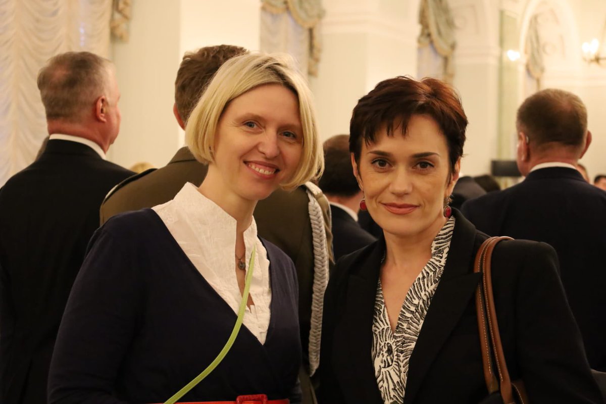 ALegucka's tweet image. It was a real honor to meet Evgenia Kara-Murza @ekaramurza at the backstage of #Strategic_Ark Her husband @vkaramurza has been sentenced to 25 years of the penal colony! #RussiaIsATerrorState