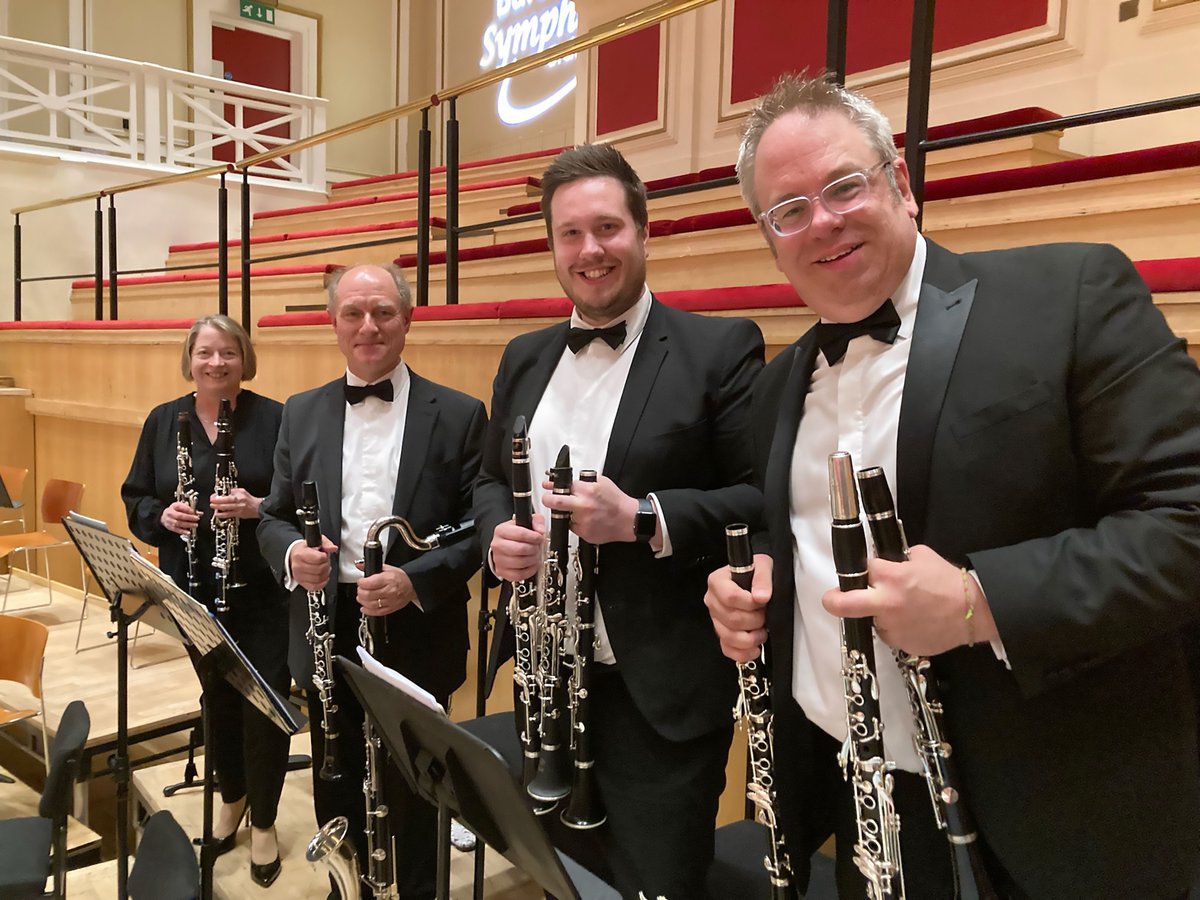 BardiOrchestra's tweet photo. There were a lot of clarinets on stage at Sunday's concert - 12 instruments in total were required for the Mahler!

#clarinets #leicester #mahler #orchestra https://t.co/cgbKKKaZ80