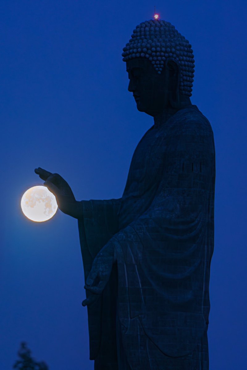 満月と牛久大仏🌕 #東京カメラ部
