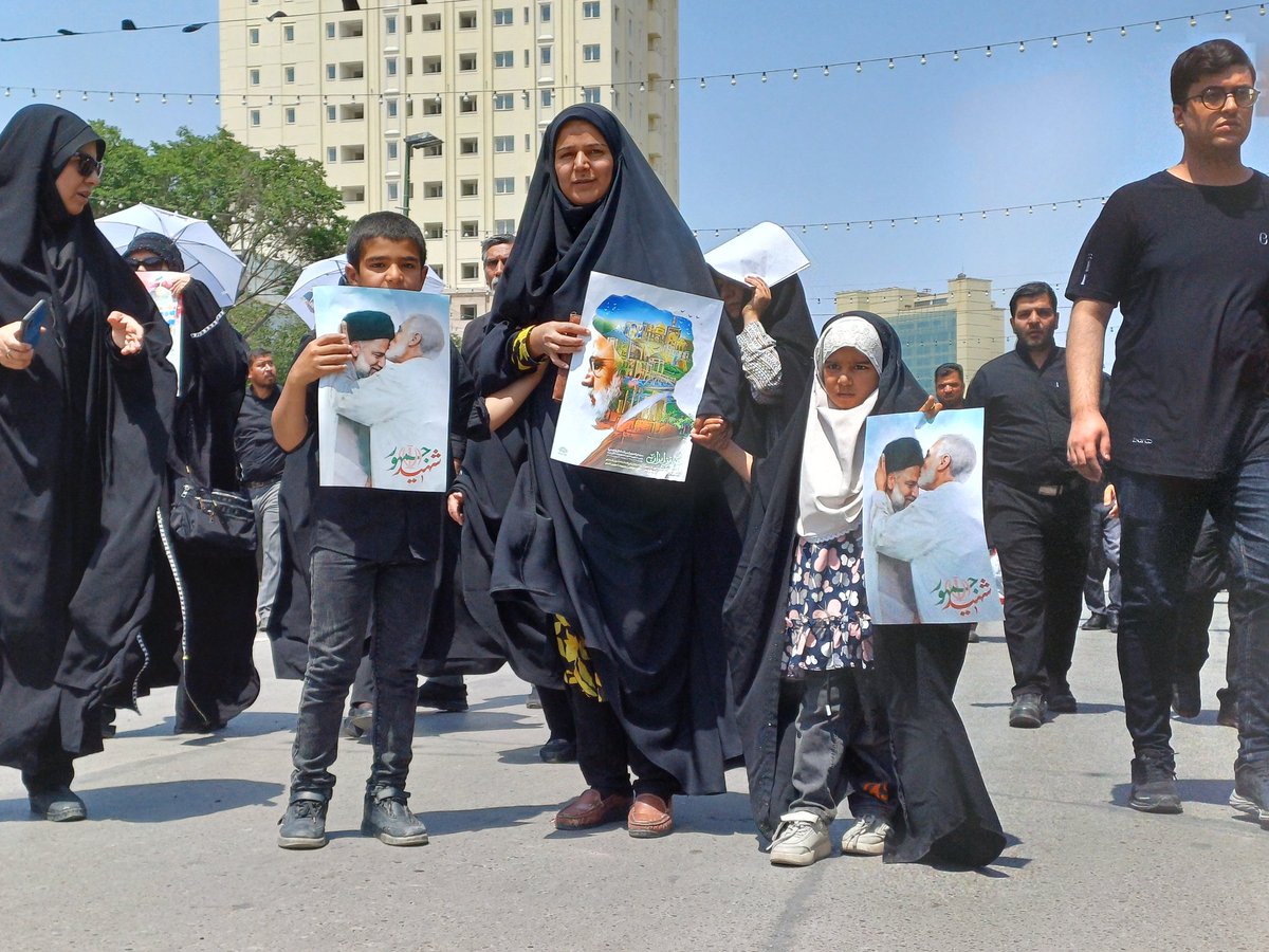 Andrew Hilliar (@andyhilliar) on Twitter photo Crowds gathering to mourn Iran's late president Ebrahim #Raisi in #Mashhad. Iran's rulers hoping for big turnout to project image of president who enjoyed popular support. Reporting for <a href="/FRANCE24/">FRANCE 24</a> <a href="/France24_en/">FRANCE 24 English</a> with <a href="/jsauvaget/">julien sauvaget</a> and <a href="/Abdala7/">Abdallah Malkawi</a> Crowds gathering to mourn Iran's late president Ebrahim #Raisi in #Mashhad. Iran's rulers hoping for big turnout to project image of president who enjoyed popular support. Reporting for <a href="/FRANCE24/">FRANCE 24</a> <a href="/France24_en/">FRANCE 24 English</a> with <a href="/jsauvaget/">julien sauvaget</a> and <a href="/Abdala7/">Abdallah Malkawi</a>
