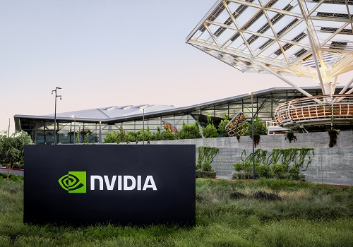 Chip giant Nvidia to design new AI chips every year: CEO

gadget2.in/TopStories/Chi…

#chips #ArtificialIntelligence @nvidia @AI_TechNews     #JensenHuang  #GenerativeAI #DataCenters #AIRevolution #TechInnovation #HopperPlatform #IndustrialRevolution #AIChips @OfficialGadget2