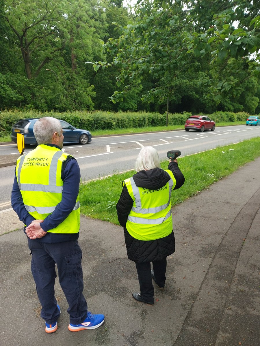 Neighbourhood officers have conducted a Community Speedwatch with local residents and councillors on Banner Lane this morning after concerns were raised over speeding vehicles. 25 speeders. Top speed 42mph in a 30 zone. #CanleyNPT #watchyourspeed