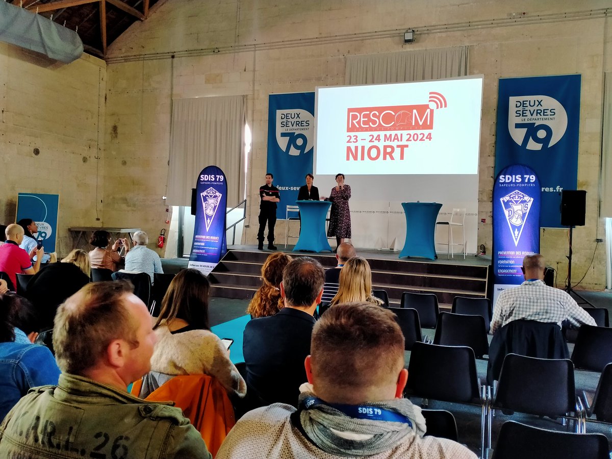SDISduCantal's tweet photo. #RESCOM2024 Le @SDISduCantal présent en @DeuxSevres pour 2 jours de conférences, ateliers et échanges.
Merci @SDIS79 pour l'accueil. https://t.co/THugEdAPFR