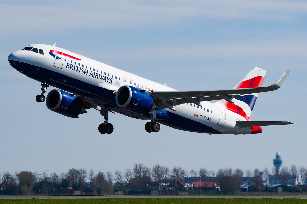 🔴 @British_Airways has announced its first ever flight from London Heathrow to Tromsø, Norway. From December 1, flight BA612/613 will be operated on Thursdays and Sundays by the airline's A320neo. #Airways #Routes

📸: Rohan Ramalingam/Airways