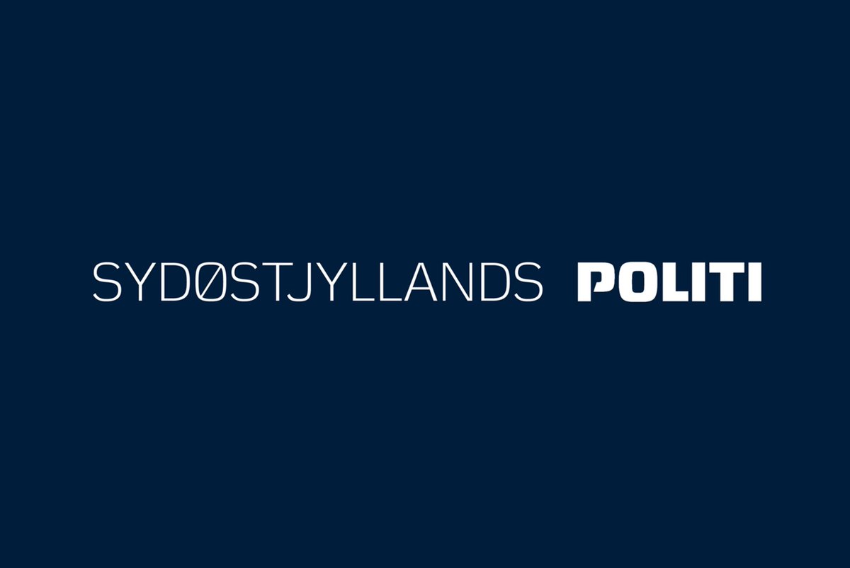 To personer fra henholdsvis Vejle og København blev onsdag anholdt i forbindelse med en aktion, hvor Sydøstjyllands Politi fandt og beslaglagde 300 lattergasflasker. politi.dk/sydoestjylland…