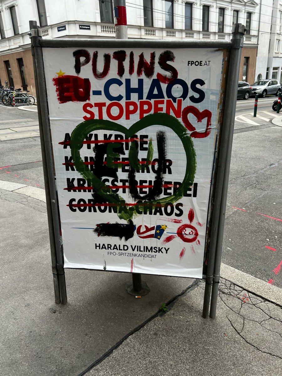 Die Wahlplakate zur EU-Wahl - und wie sie an einigen Ecken in Wien "verschönert" worden sind: eminenz.wordpress.com/2024/05/22/pla…
#euwahl #wahl24