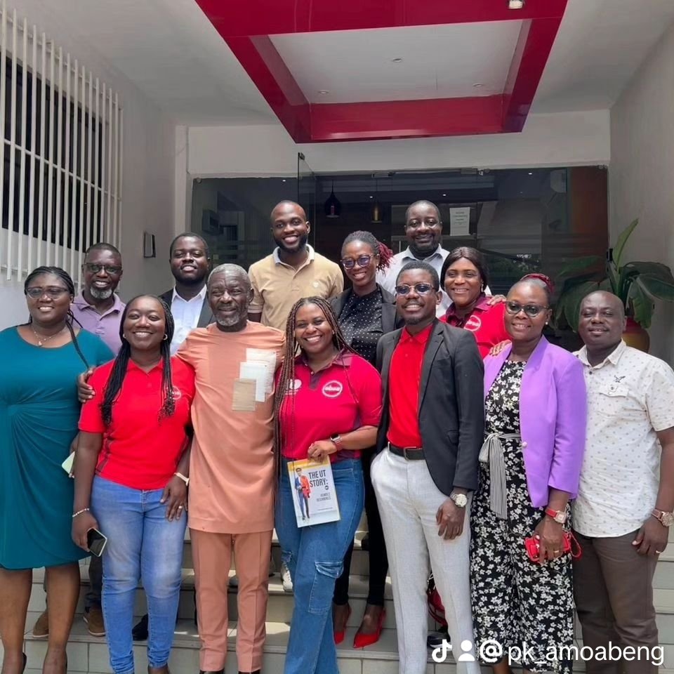 PrinceKAmoabeng's tweet photo. @AbsaGhana invited me to have a coaching session with some of their Managers. We had a great time. #coaching #UTstory #CostlyLessons #PK_amoabengLeadershipFoundation #Revolutionising_Mindsets https://t.co/xhi3YkmiYg