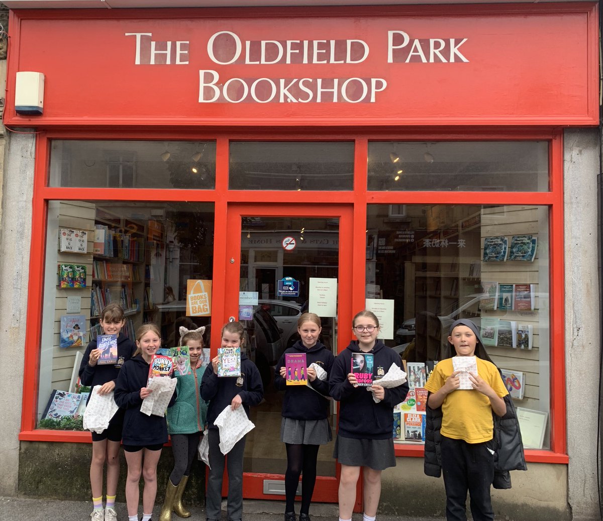 A cracking trip for our Learning Heroes to collect their well deserved prize of a book from <a href="/Oldfield_Books/">OldfieldParkBookshop</a> and a cuppa <a href="/The_GrumpyBaker/">Hannah Mathews</a>