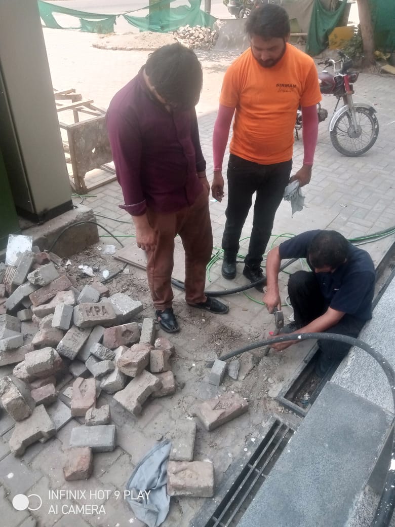 GarrisonBuilder's tweet photo. Finishing work, Site 162, DHA, Lahore.#DHALahore #def #property #investment #interiordesign #civilworks #projectmanagment #renovationideas #brickwork #repairandrefinish #commercialconstruction #woodwork #ceilingworks #liftwork #concretepour #electricworks #steelbuildingsolutions https://t.co/HGpwvXWYni