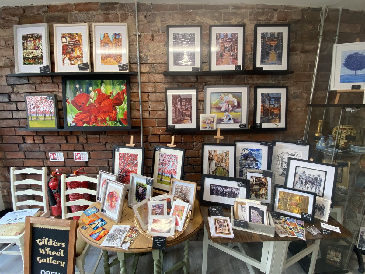 Middleport Pottery (@middleport_pot) on Twitter photo When visiting Middleport Pottery have you stepped over the road & visited Harper Street?
Home to “The Way We Lived at Harper Street Exhibition & the creative talent of Muddy Publishing, Gilders Wheel Gallery, LoveKnott Creations & Nickiebees Cupcakes
#stokeontrent #staffordshire When visiting Middleport Pottery have you stepped over the road & visited Harper Street?
Home to “The Way We Lived at Harper Street Exhibition & the creative talent of Muddy Publishing, Gilders Wheel Gallery, LoveKnott Creations & Nickiebees Cupcakes
#stokeontrent #staffordshire