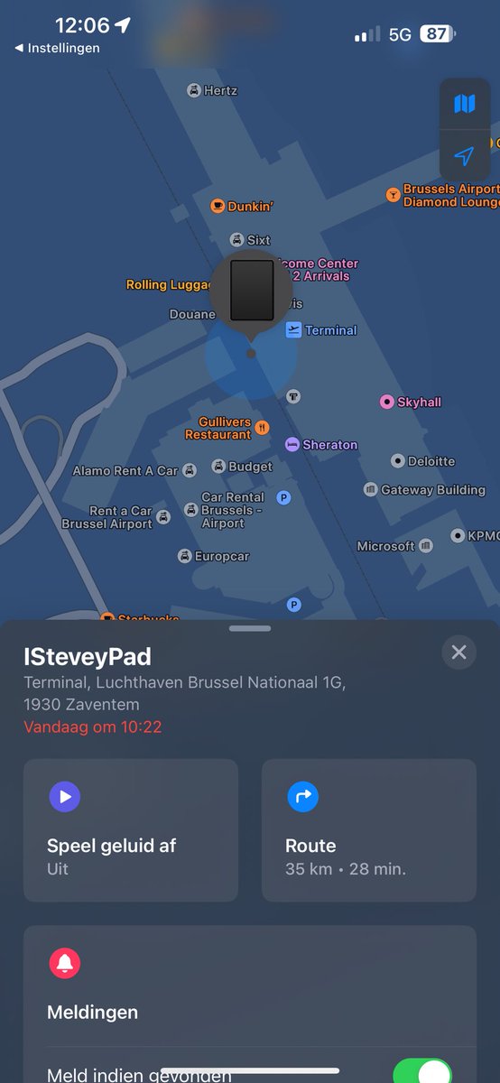 vaneyckens's tweet photo. @FlyingBrussels @BrusselsAirport vorige week mijn ipad op het vliegtuig vergeten. Toegegeven, mijn eigen schuld. Op geen enkele manier is het mogelijk om met iemand van jullie lokale lost-and-found medewerkers in contact te komen,  via de tracking zie je dat die zich daar bevindt https://t.co/k08qoAnj9g
