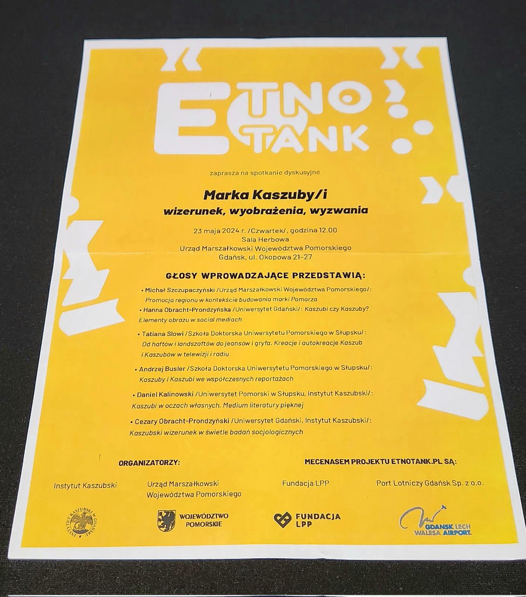 MagdaMarrkefka's tweet image. Spotkanie dyskusyjne &quot;Etno Tank&quot; w @PomorskieEU
#Kaszuby 🖤💛 #MarkaKaszuby