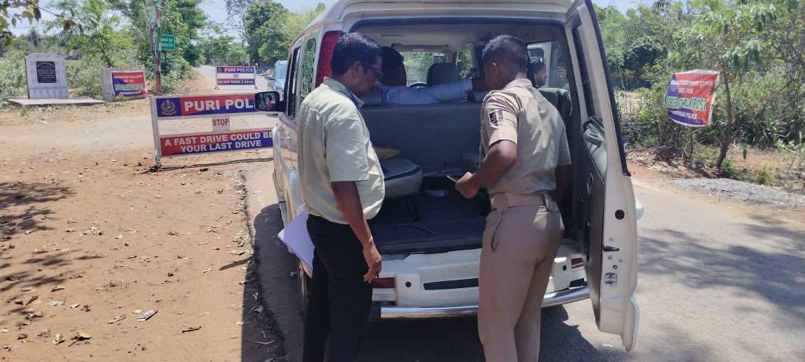 Intensive checking of Vehicle by FST and SST in Puri. @OdishaCeo @ECISVEEP