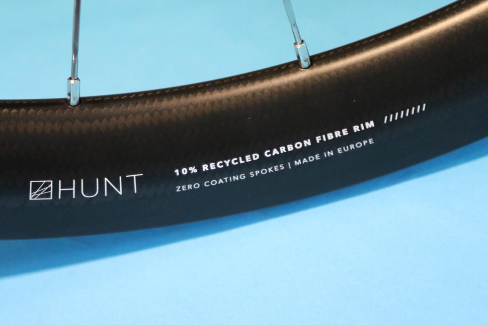 road.cc (@roadcc) on Twitter photo Wheels using recycled carbon-fibre and aluminium have been added to the <a href="/HuntBikeWheels/">HUNT Wheels</a> range â should more brands be heading in this direction? road.cc/308503 #cycling Wheels using recycled carbon-fibre and aluminium have been added to the <a href="/HuntBikeWheels/">HUNT Wheels</a> range â should more brands be heading in this direction? road.cc/308503 #cycling