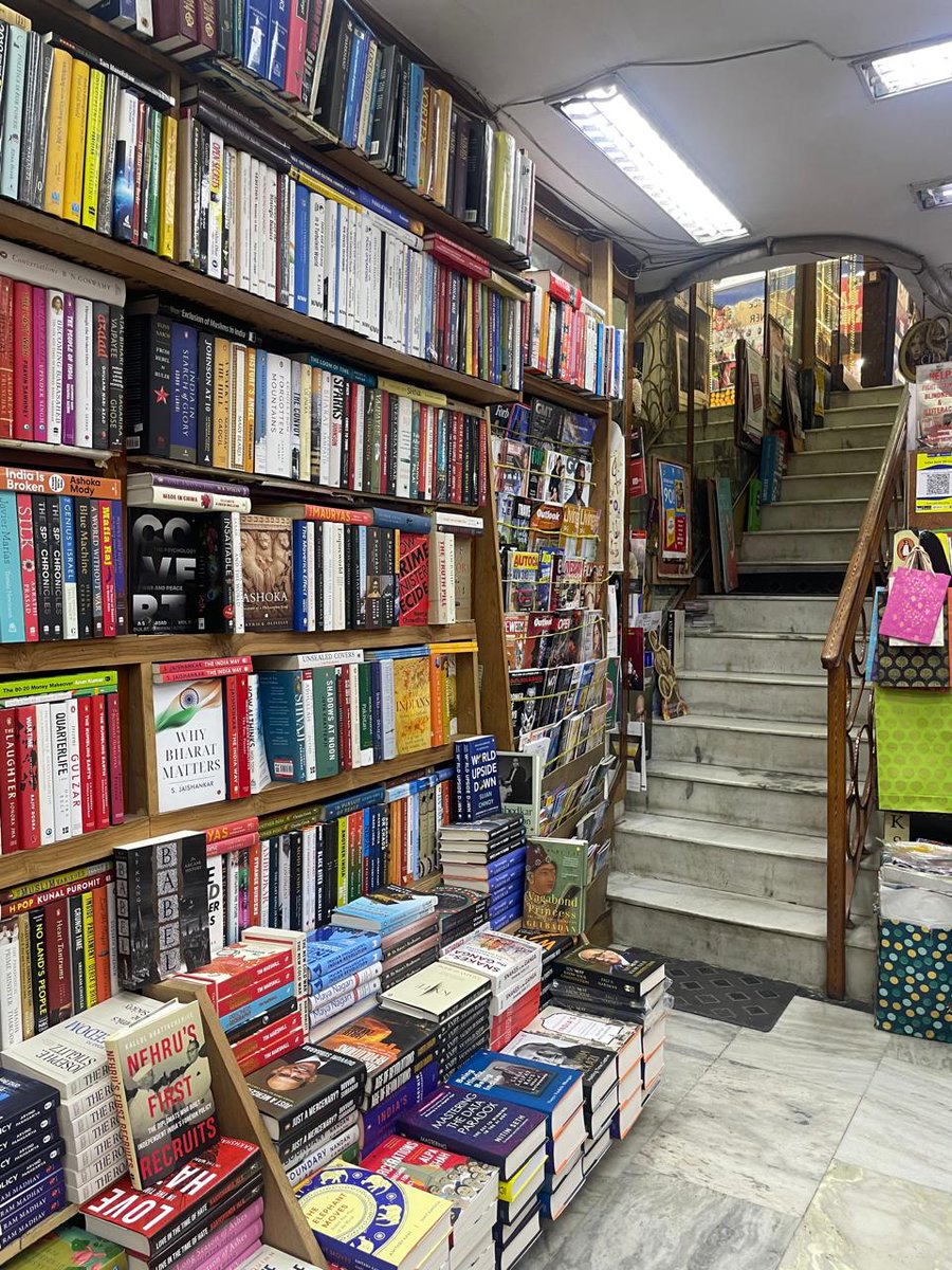 amrita talwar (@amritatalwar) on Twitter photo How does one describe the smell of books? And bookshops
Is it like the smell of rain, earth or childhood memories bunched into one fragrance.:() <a href="/midlandsouthex/">Midland The BookShop</a> smells of books, books and books only How does one describe the smell of books? And bookshops
Is it like the smell of rain, earth or childhood memories bunched into one fragrance.:() <a href="/midlandsouthex/">Midland The BookShop</a> smells of books, books and books only