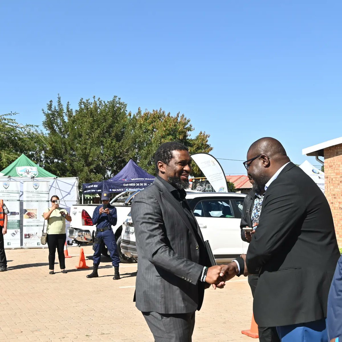 agri_seta's tweet photo. AgriSETA Career Summit | The Deputy Minister of Higher Education, Science and Innovation, Buti Manamela, arrives at Bela-Bela Multi Purpose Centre Extension 6, for the Agricultural and Other Critical Skills Careers Exhibition.
#AgriSETA #DHEST #DALRRD #Choose_Agriculture https://t.co/vNhC4OOZqK