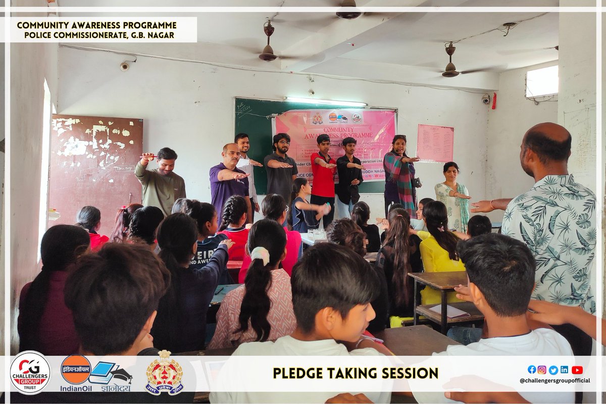 #Program89 
Students and women from salarpur, attended the #Road_Safety, #Pledge, and #Child_Participation sessions under #Community_Awareness_Program. 🙌📚
#CSRInitiative #YouthForSociety #AwarenessMatters #CommunityEngagement #ngo