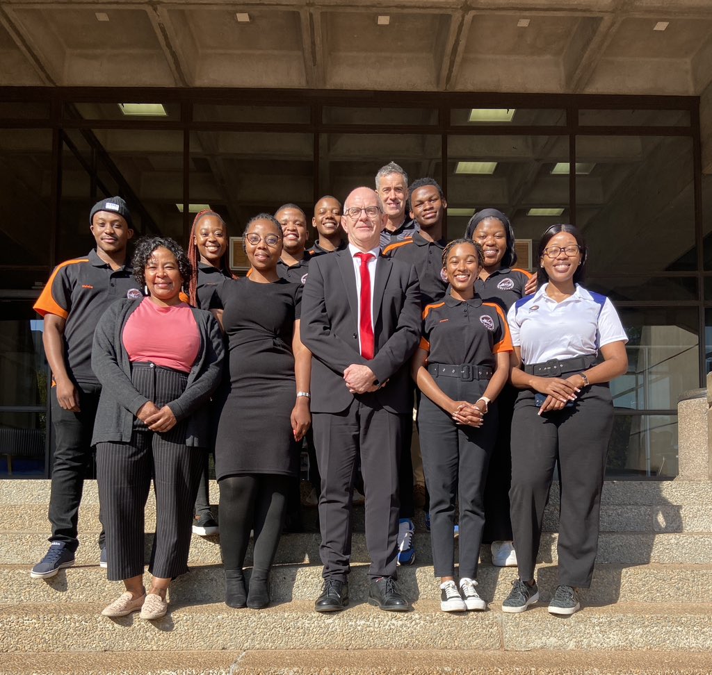 Great afternoon introducing the <a href="/ABASA_UJ/">ABASA UJ Student Chapter</a>  Exco to Prof <a href="/BenmMarx/">Ben Marx</a> (Acting Executive Dean : College of Business and Economics)

#Transformation #ABASA #UJ #LeadersInAccountingEducation