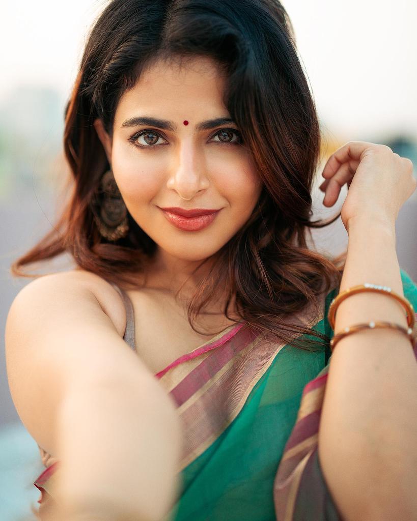 GOQ_N50bUAAGK4n?format=jpg&name=medium