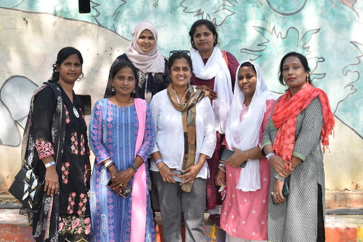 How #Hyderabad-based handloom label Kritikala provides livelihoods to women artisans, using ikat, kalamkari and Mangalagiri cotton, @Sangeetha_Devi reports
trib.al/cg9Syrb