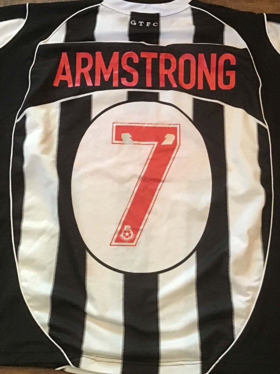 Once a Mariner! Ex #GTFC loanee Craig Armstrong is 49 today! Happy Birthday! @CraigyArmstrong