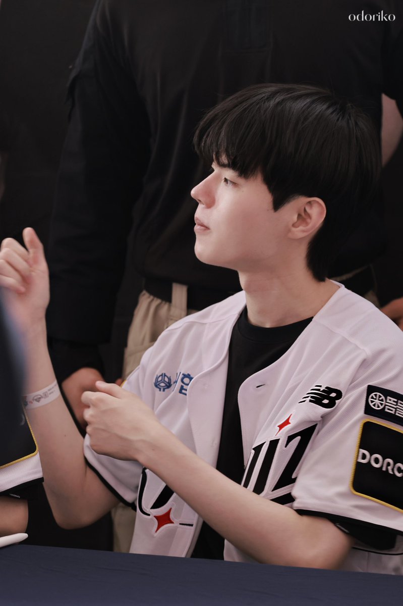 odorikoarchive's tweet photo. 240517
Suwon KT Wiz Park⚾️ HD

#Deft 
#데프트 https://t.co/t4HCORwAlu