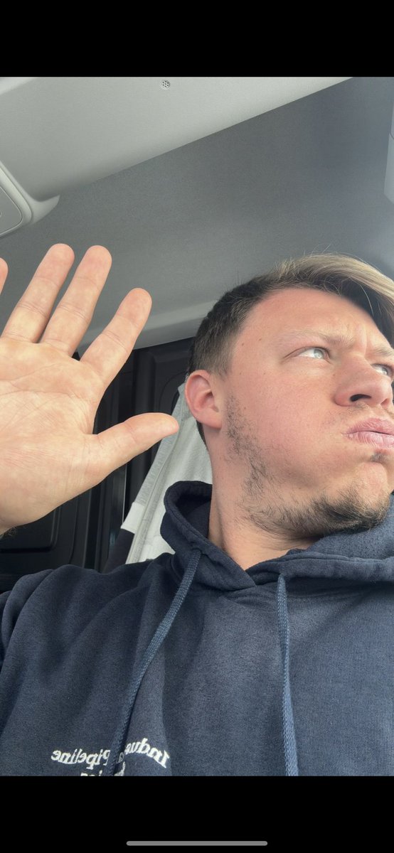 OfHurrell's tweet image. 