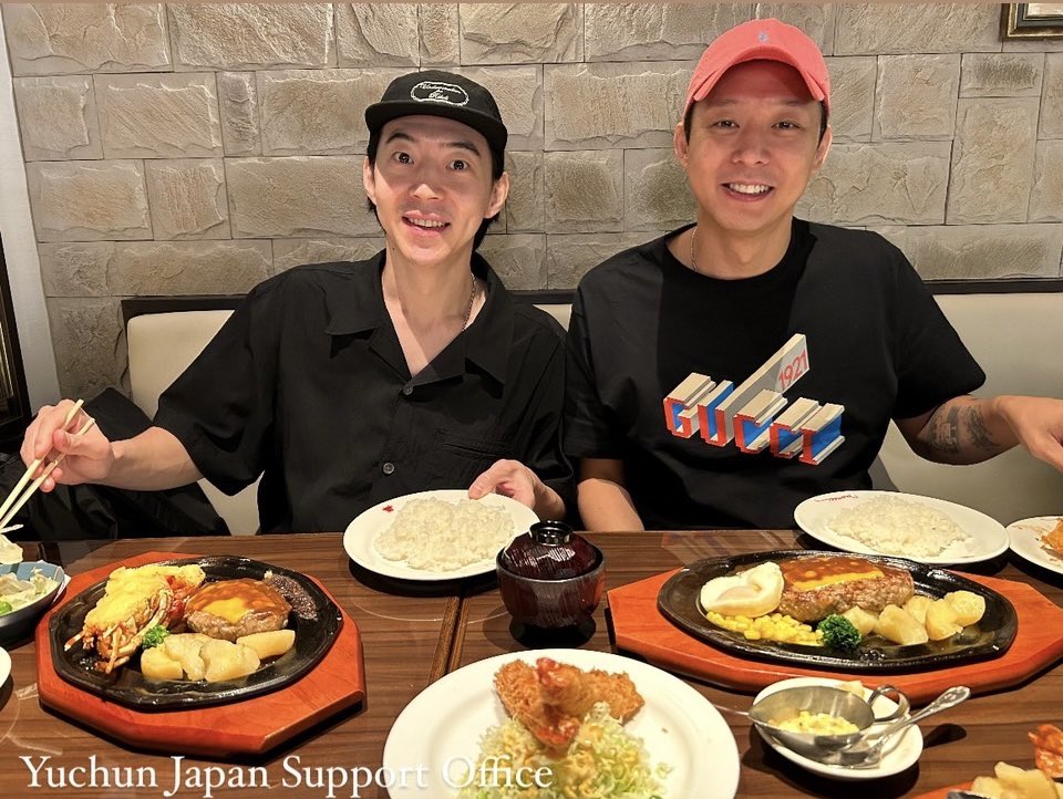Japan_jp_office's tweet photo. 皆様こんばんは。
第一弾パクブラの東京でのお食事風景です🍽️
ふふふ…続く… https://t.co/lUOGeMUFFe