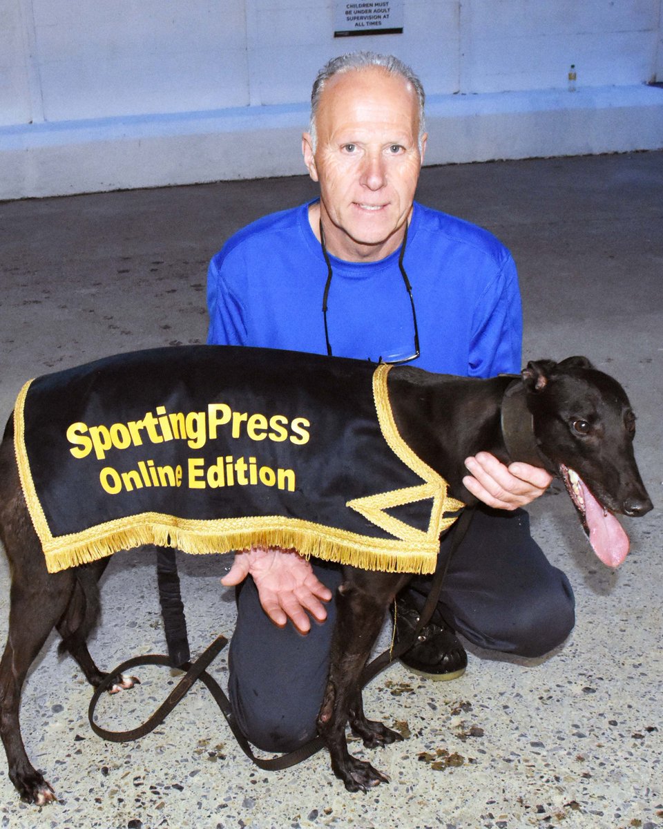 Droopy Mandolin faces a tough draw in the @SportingPressIE Online Edition Irish Oaks 2nd round but is now 3-1 with @Boylesports to win the bitch classic after her stunning opening round.

Read it here on bit.ly/3ywB5Ov 

#SportingPressIrishOaks #GoGreyhoundRacing