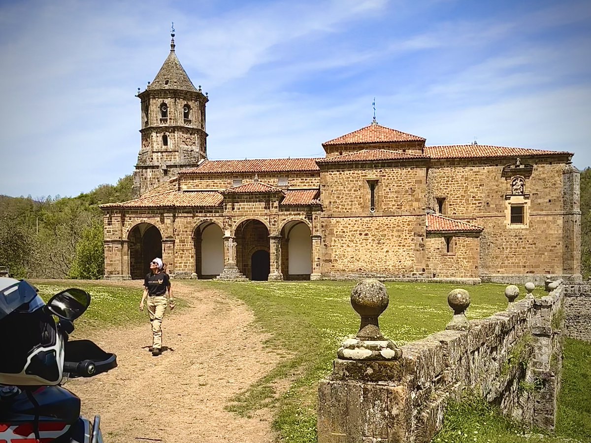 ElsiRider's tweet image. Sigo descubriendo lugares increíbles 😊 en el #reto100pueblos que empezó el 1 de mayo. Paisajes, gentes, arte, cultura y carreteras sinuosas que parecen de National Geographic. ¡La mejor aventura puede estar a la vuelta de la esquina en 🇪🇸
📍La Mata de Monteagudo 🔍

#elsirider
