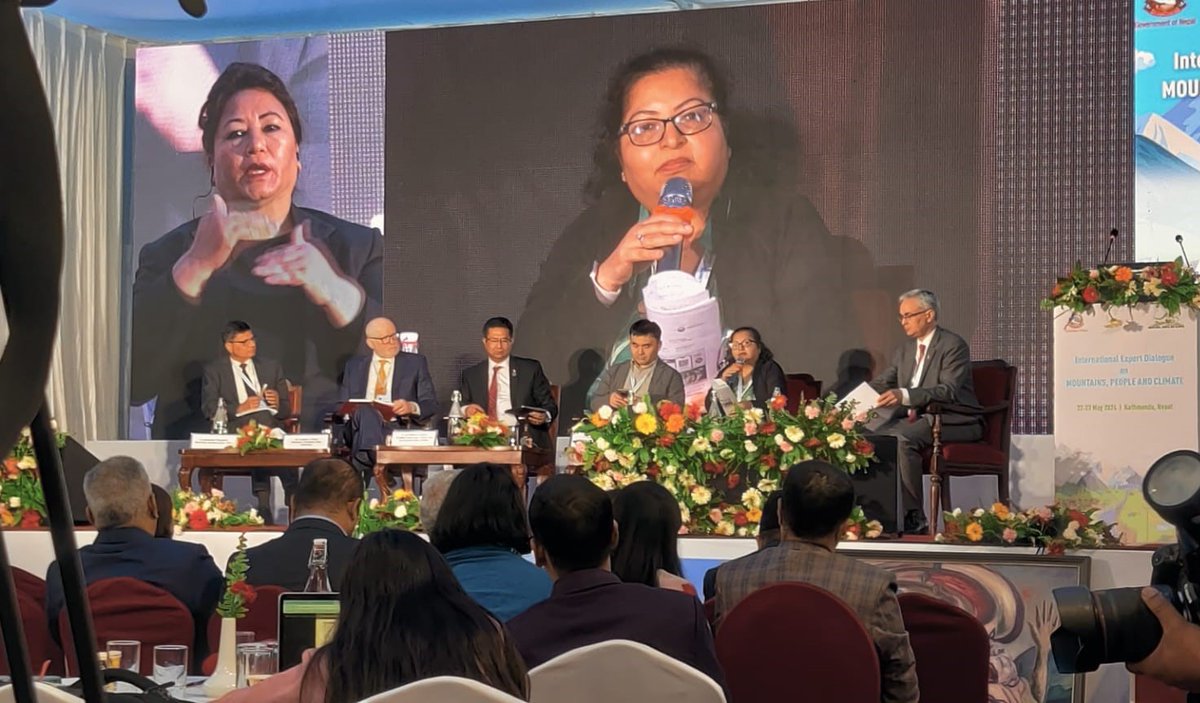 Ms @SuruchiBhadwal, Director, TERI, participated in the International Expert Dialogue on Mountains, People and Climate organised by @MOFENepal in Kathmandu. She spoke on 'The Science and Evidence on Climate Change Impact, Vulnerability, and Risks' session. #MountainsPeopleClimate