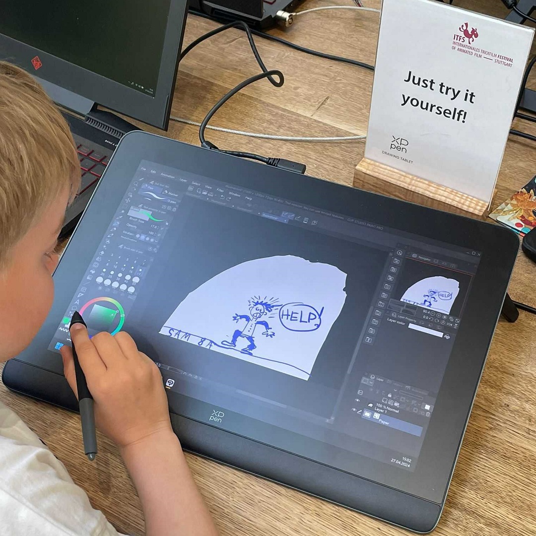 Die Kinder sowie andere professionelle Künstler testen #xppen #artist22plus #artistpro16gen2 vor Ort. #kreativmitxppen #ITFS