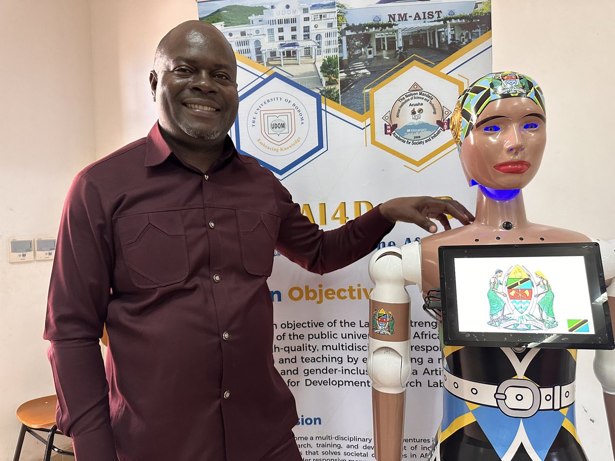 Dr_Matogoro's tweet image. 📍Dodoma, TZ
It was a privilege to host an online meeting with @Ele_VateAI to discuss synergies with @ai4dlab_Tz. @Ele_VateAI's mission to keep Africa at the forefront of access, knowledge, and talent development in the cutting-edge fields of robotics and AI is truly inspiring.