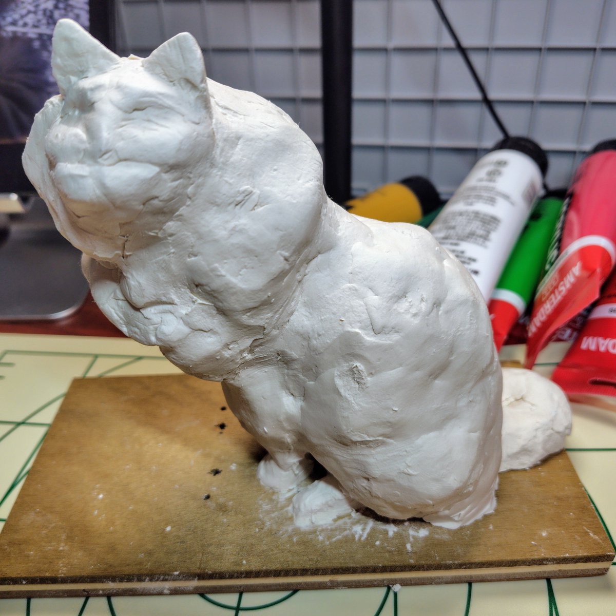 nekodasuke_5628's tweet photo. ファングくんフィギュア作ってるよ🐱
どうなるこ���やら
#猫フィギュア挑戦中 #ネコカフェファング https://t.co/GpSxibmgwF