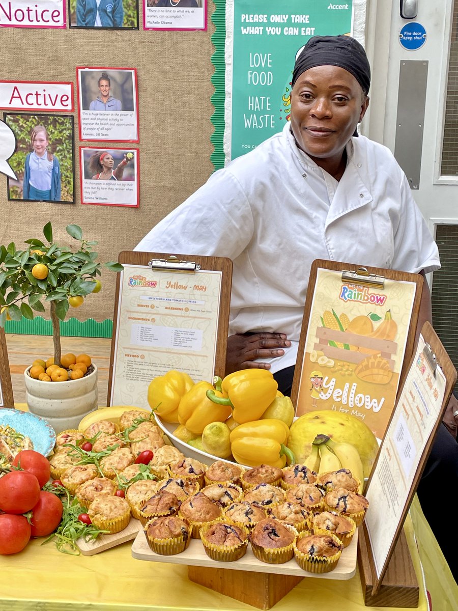 On top of our normal delicious, healthy lunches, Linda + team have created new sweet + savoury treats, focussing on yellow ingredients - we can't wait to try them!
#spiritedversatileachievers #wheregirlsdare #camdenschool #bestgirlsschool #healthyschoollunch @AccentCatering