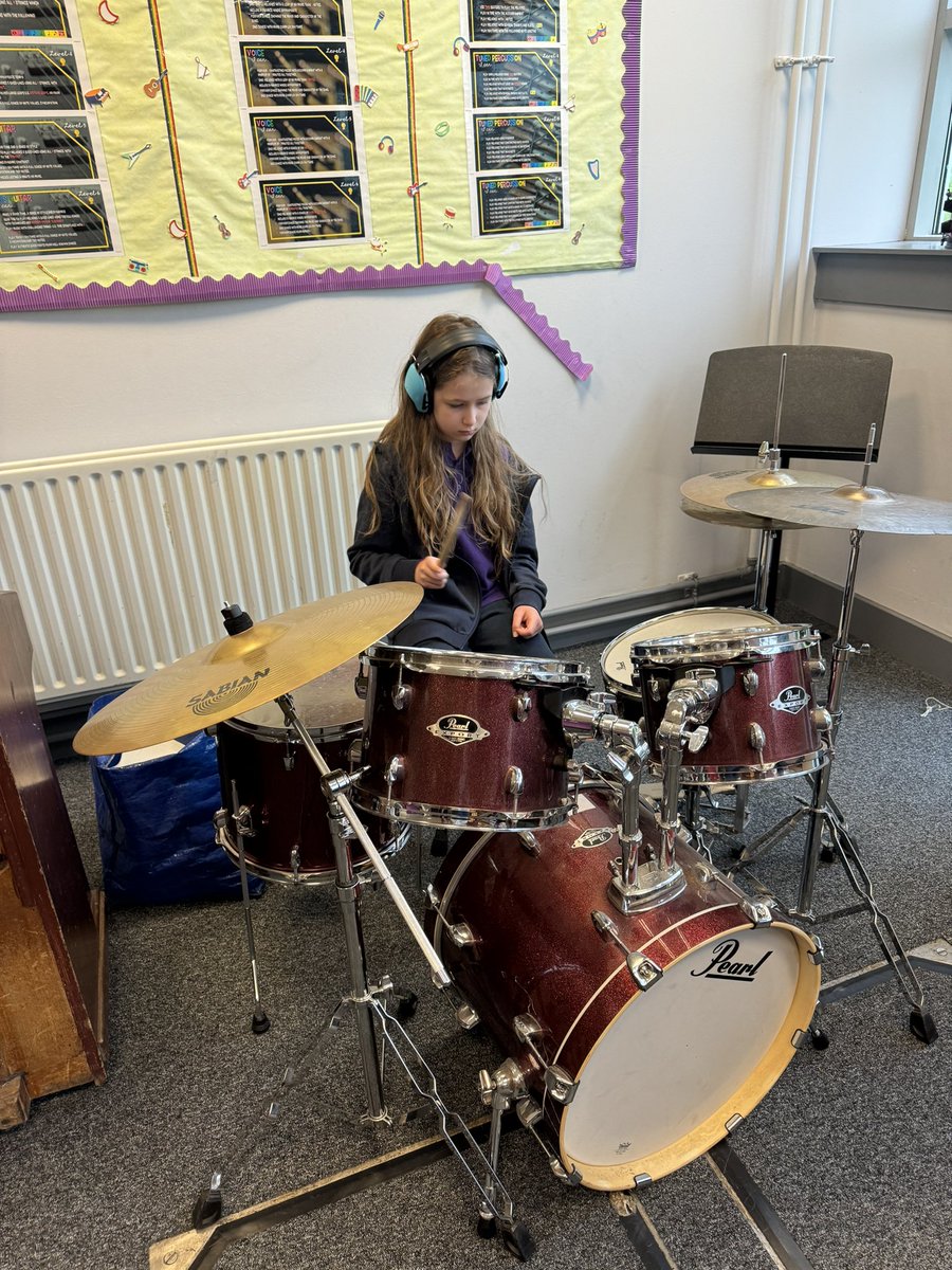 BoghallPSch's tweet image. Thank you @BathAcadNews for having our Cucumber Club 🥒 for a visit this morning! We really enjoyed our tour &amp;amp; the juice &amp;amp; biscuits too - we are looking forward to seeing you again soon 💜 #NurtureGroup #LifeSkills #SchoolTransition @WlhwbChamps @WL_Equity