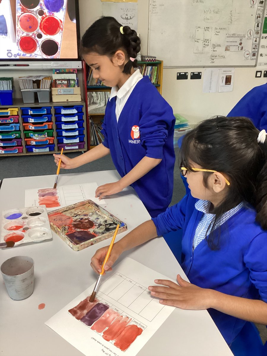 Year 3 exploring shade, tint and tone by mixing colours as artists today! @Cabotfederation