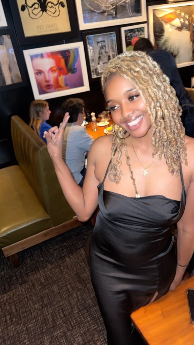 BigDaddy_Kayy's tweet photo. Im late but 29 look so mf good on me🤷🏽‍♀️😌 https://t.co/xbX9OzKoWi