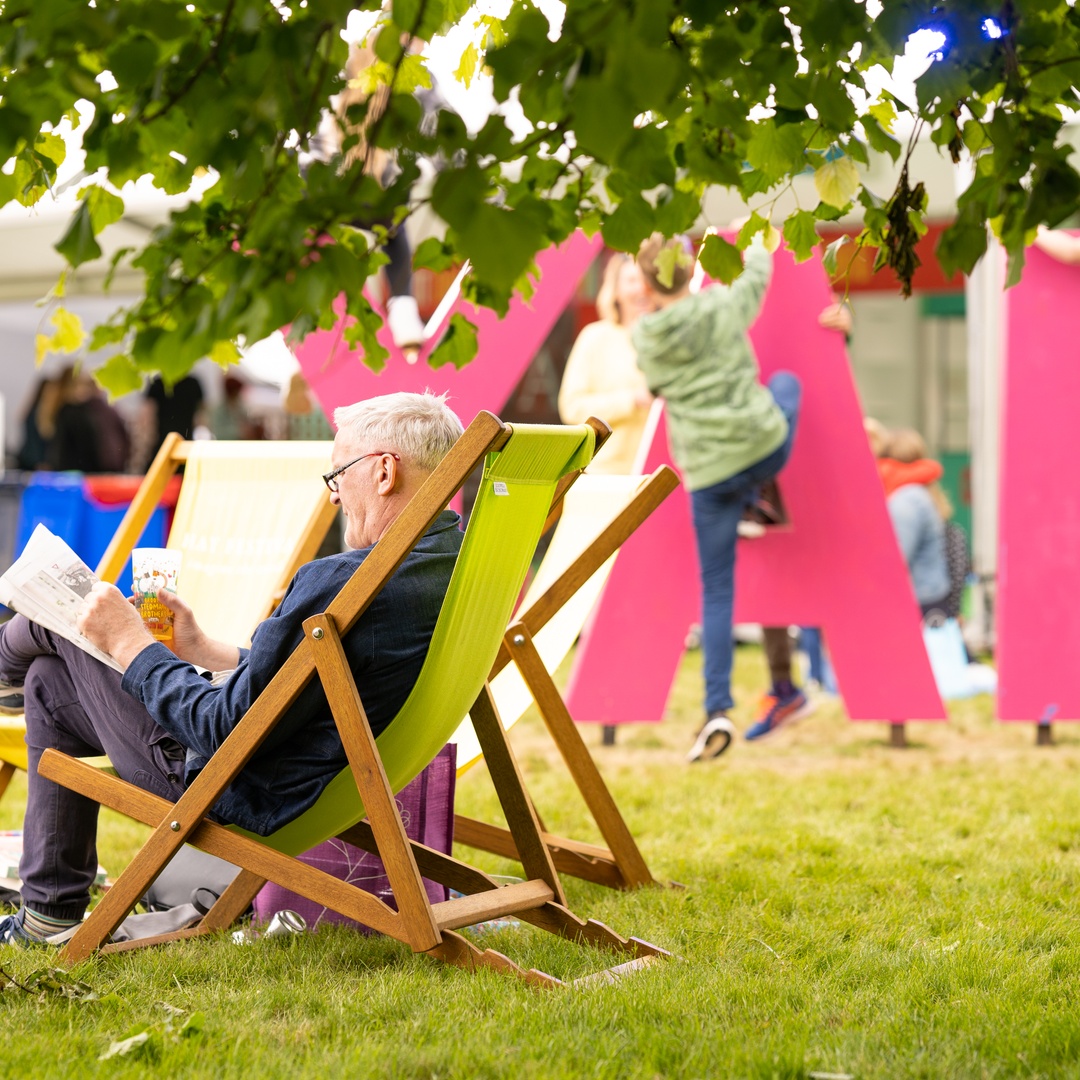 🙌 @HayFestival starts today! 📚 Bonnie Tyler, Gary Lineker and Geri Halliwell-Horner are just few of the famous faces appearing in Hay this year. Who are you looking forward to seeing? #HayFestival2024