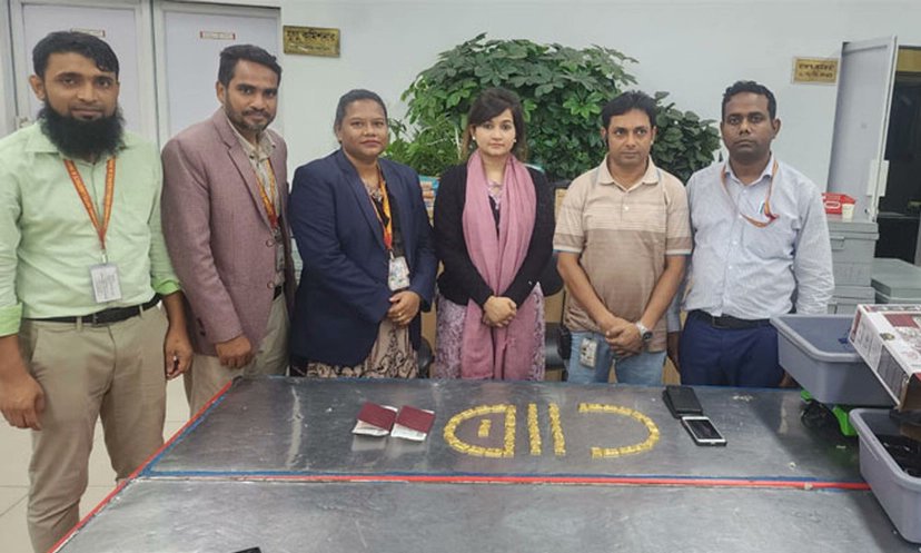 শাহজালালে ৫ কোটি টাকার স্বর্ণসহ আটক দুই